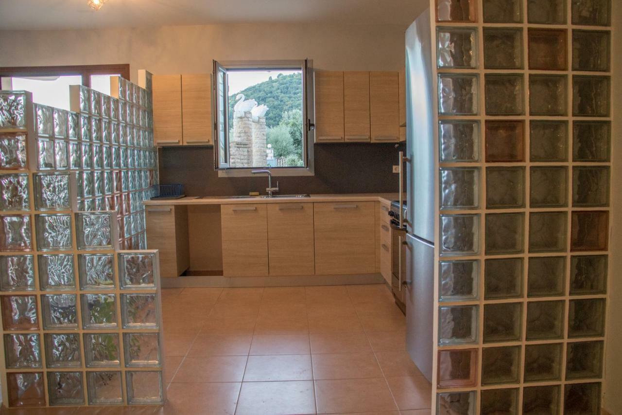 נידרי Villa Maria & George מראה חיצוני תמונה